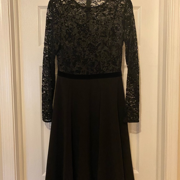 Lauren Ralph Lauren Dresses & Skirts - Ralph Lauren Lace Sleeve Black Dress